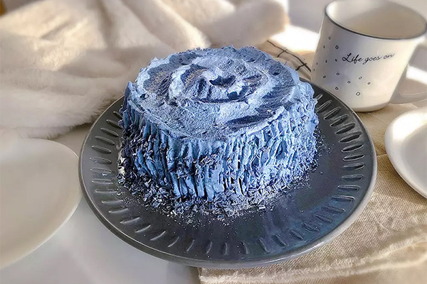 青い切り株ケーキ
