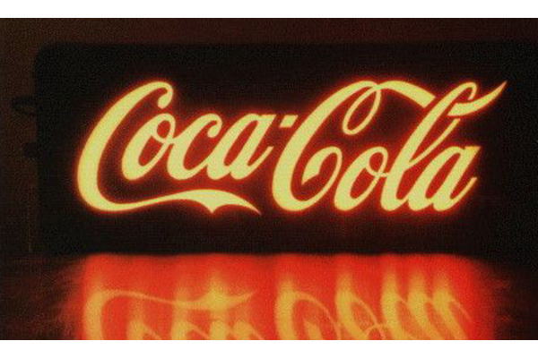 【コカ・コーラ】【COCA-COLA】コカコーラ LEDサイン【SWEEP LED Sign】【アメリカン雑貨】【ネオン】【電飾】【BAR】【ドリンク】【ブランド】【アメリカ】【USA】【かわいい】【おしゃれ】コカコーラよりたくさんのグッズが登場 かっこいい空間をを作るのに最適です