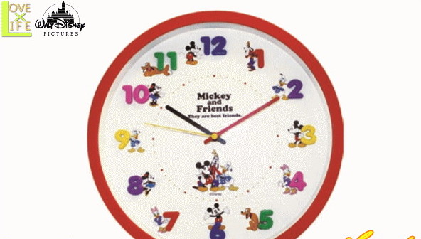 ディズニーキャラクター アイコンウォールクロック ミッキーとフレンズ ミッキーマウス ミニーマウス ミッキー ミニー 掛時計 時計 ディズニー クロック アニメ グッズ かわいい ワールドショップ