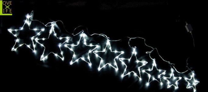 【LEDモチーフ】【20 】LED　8連スター【星】【スター】白い連なったスターが美しいです♪今年はホワイトクリスマスとホワイトスターで決まり♪【2012年新作】【送料無料】【大人気】【イルミネーション】【クリスマス】【LED】【大人気】