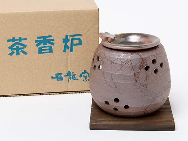 石龍　焼〆ダルマ形藻がけ茶香炉0-165お茶のふじい・藤井茶舗