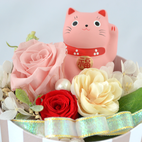 ピンク 幸せ 招き猫 プリザーブドフラワーバラBOX アレンジ 彼女    [ 誕生日 プレゼント ギフト ジュエリー アクセサリー ]