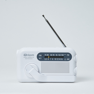 キュリオム｜手回し充電ラジオ(ホワイト)｜YTM-R100-W