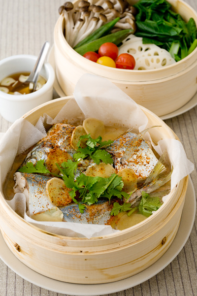 ベトナム風アジと野菜の蒸篭蒸し