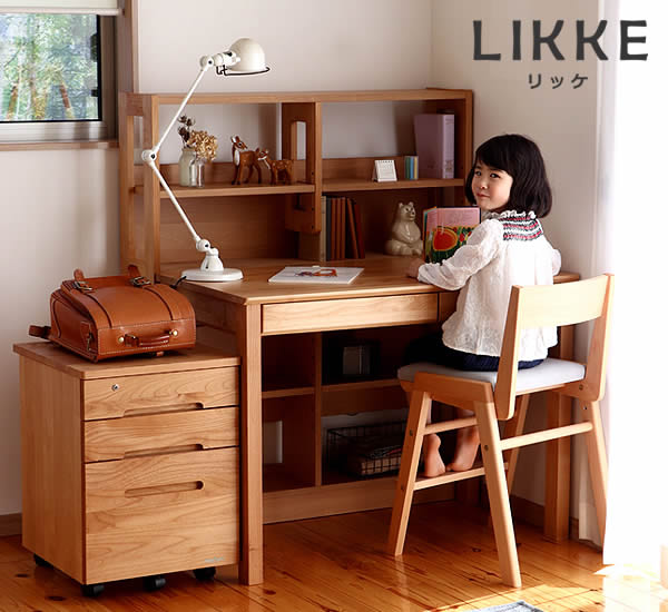 家具の里 | 堀田木工所の選べるデスクシリーズ