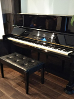 ヤマハピアノ　UX-1