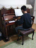 ヤマハピアノ　W106B