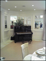 サーウィストンホテルにて　ピアノ＆調律　担当