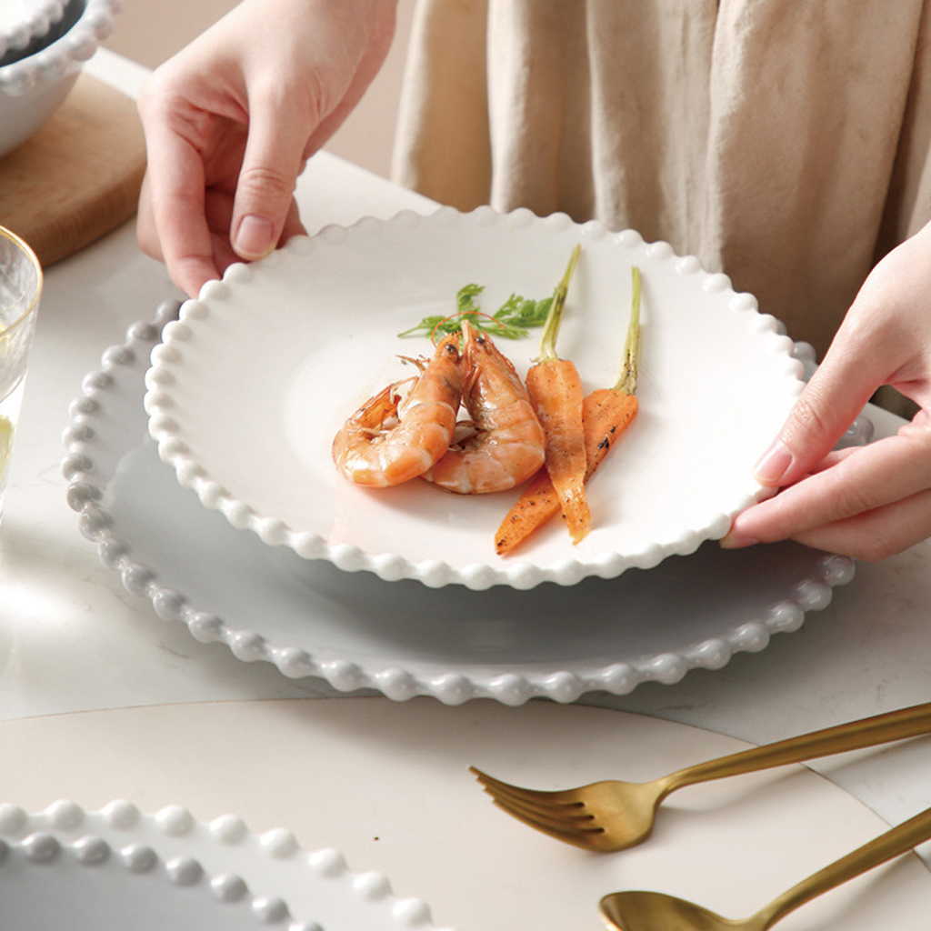 白い食器 白いお皿 シンプルな食器 シンプルなお皿 白い中皿 ピルラシリーズ 北欧食器 北欧お皿 食器ブランド 食器通販 インスタ 映え