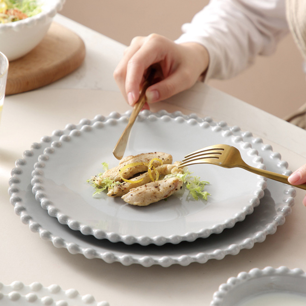 グレー食器 グレーお皿 白い食器 白いお皿 シンプルな食器 シンプルなお皿 白い中皿 ピルラシリーズ 北欧食器 北欧お皿 食器ブランド 食器通販 インスタ 映え