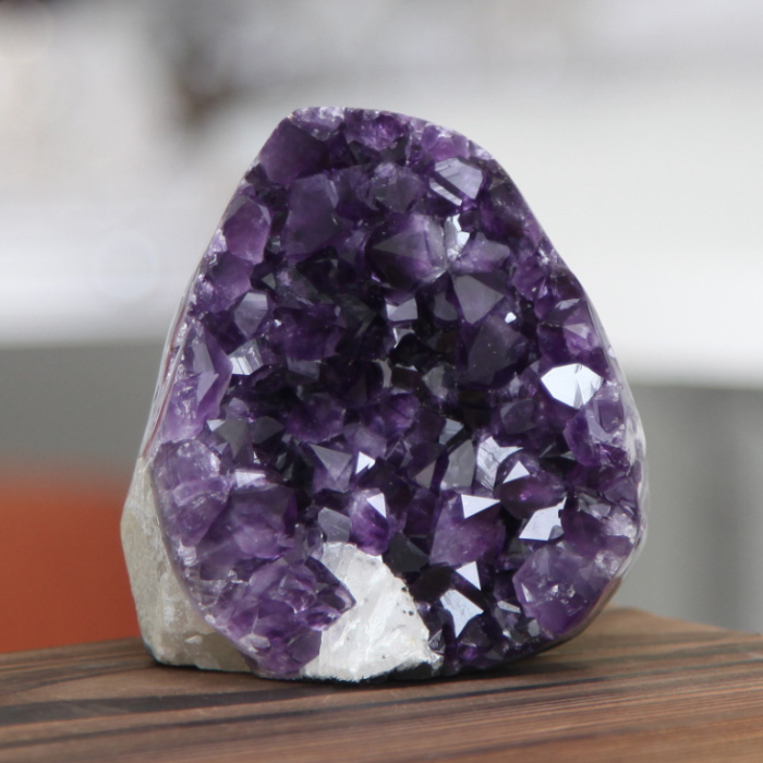 アメジスト（紫水晶）の効果・意味｜パワーストーン 天然石 辞典 - 楽天市場はな花