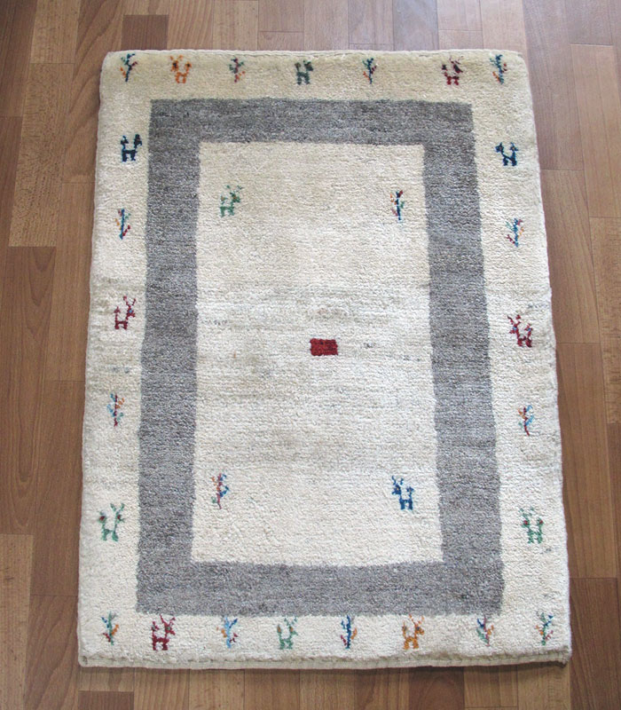 楽天市場】ギャッベ アマレ 88×66cm（ZSS-585）：キリム＆絨毯 