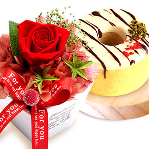 
母の日プレゼント　薔薇プリザーブド赤とお菓子【ホワイト】
