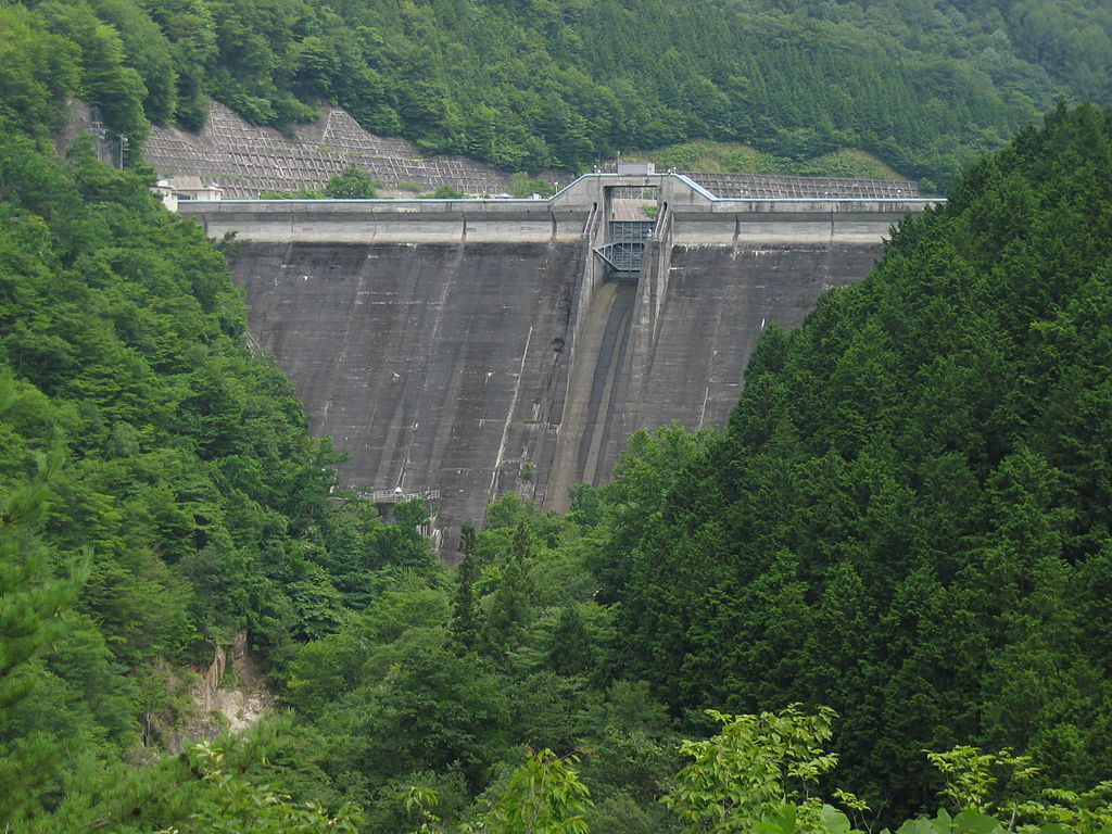 飛騨川ダム