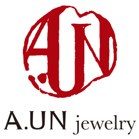 A.UN jewelry