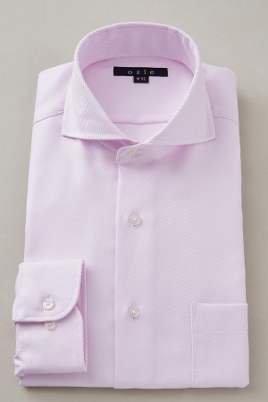 ピンク系シャツ