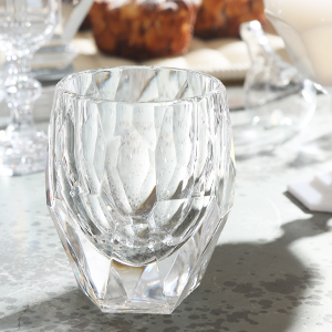 イタリアフィレンツェ　マリオルカジウスティのアクリルグラス　クリスタルな輝きと深い透明感　鮮やかな発色　割れない　テーブルウェア　アウトドアでも