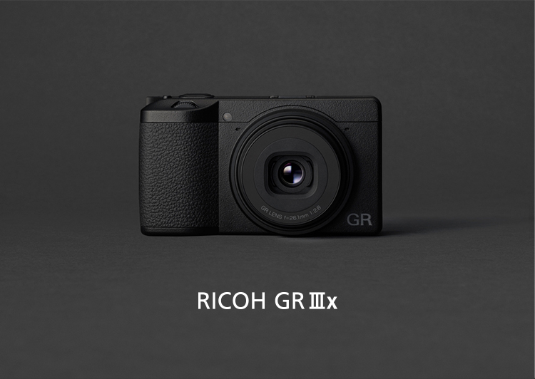 【新品未開封品】RICOH リコー GR IIIx  焦点距離 40mm / 24.2M APS-Cサイズ大型CMOSセンサー搭載/最強のスナップシュータ― / 約0.8秒 高速起動/高速ハイブリッドAF/高解像・高コントラスト GRレンズ