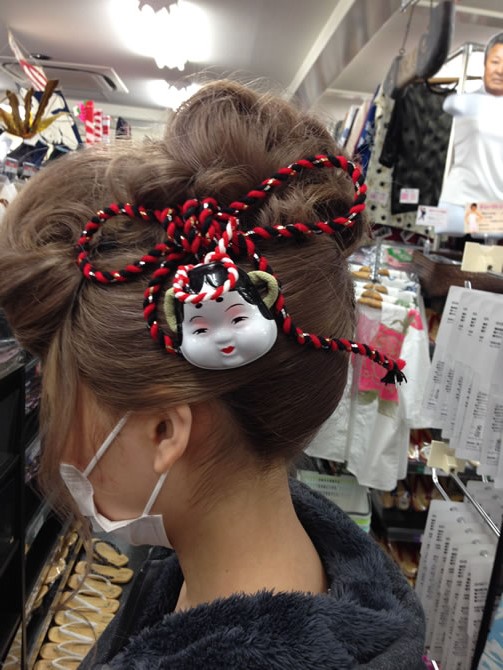 ねじり棒を使ったお祭り髪型のヘアアレンジ例 祭り衣装専門店祭すみたや