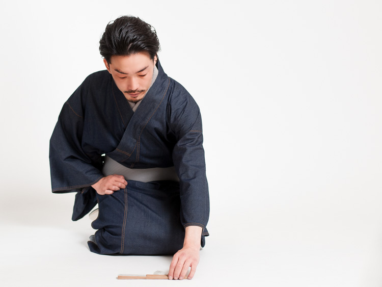 岡山県で制作した日本製のレディースデニム着物